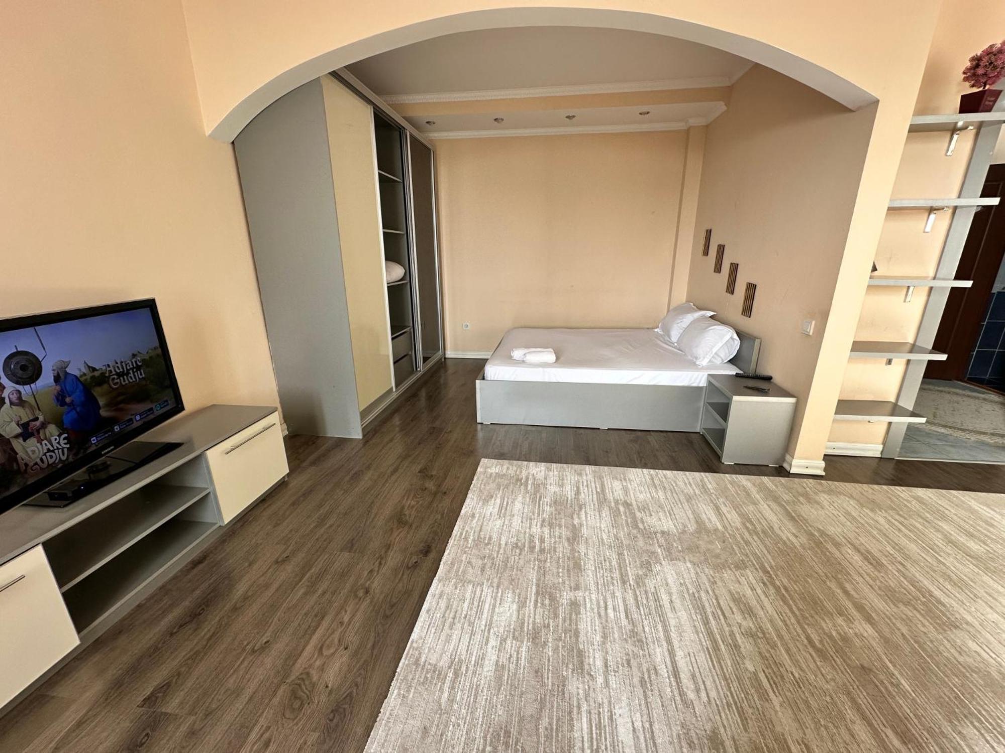B&B Apart Atyrau Ngoại thất bức ảnh