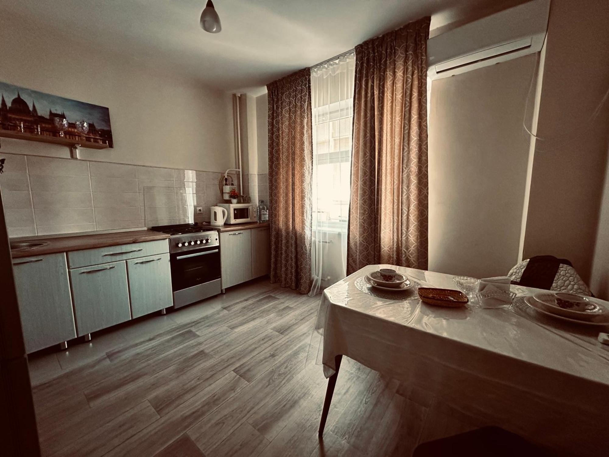 B&B Apart Atyrau Ngoại thất bức ảnh